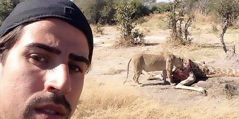 safari-selfie