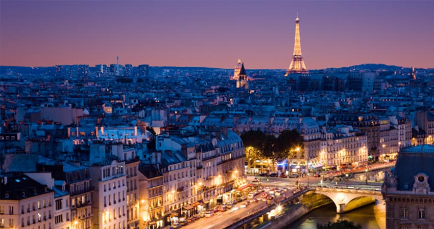Paris är en av Europas tio största huvudstäder.