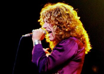 Led Zeppelins Robert Plant har en rockstrupe av guld. Bild: Jim Summaria