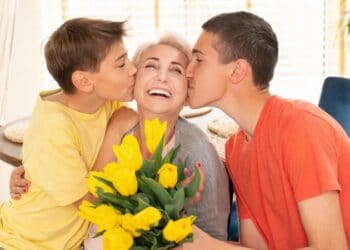 5 tips på hur du kan fira mamma på mors dag